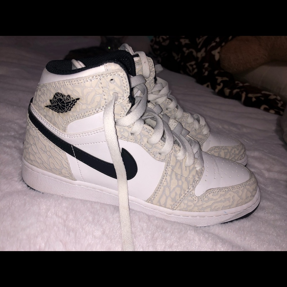 Jordan 1 Retro White Elephant Print
